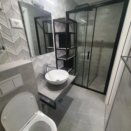Eni With Private Pool *