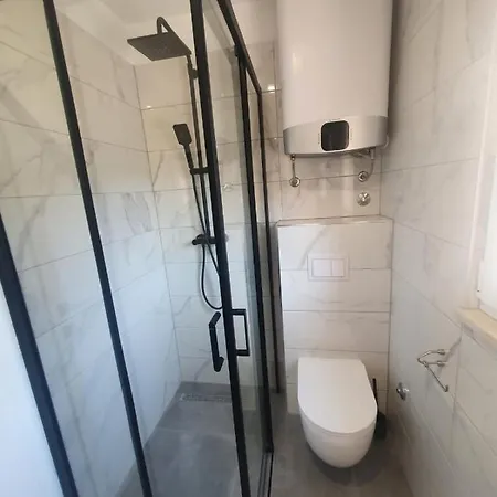 Eni With Private Pool