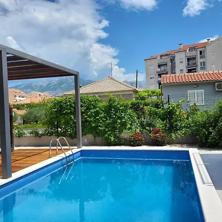 Eni With Private Pool Villa Solin