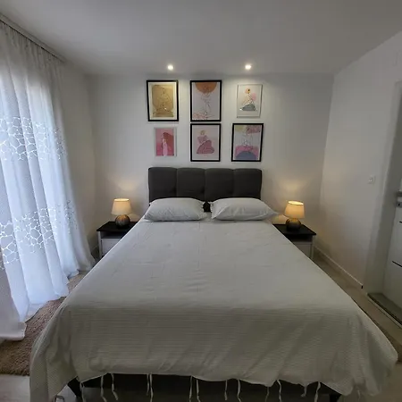 Villa Eni With Private Pool Solin